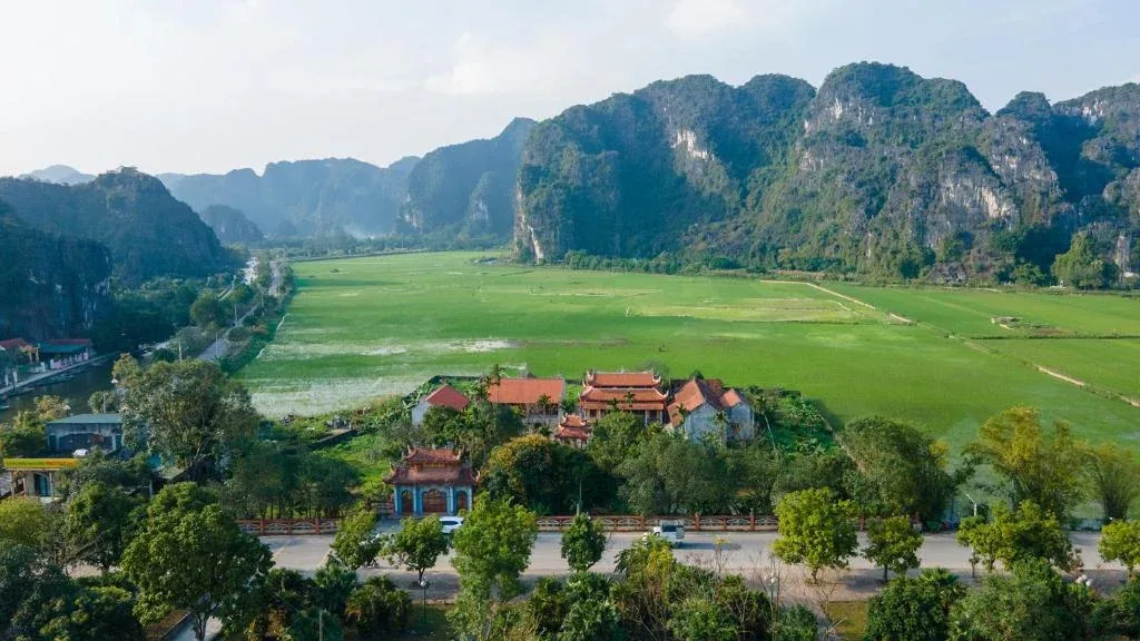 Ninh Binh for Slow Travelers: A Relaxed 2-Day Guide